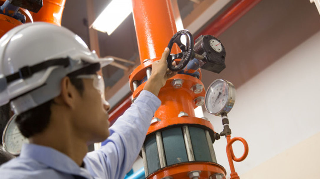 16 hydraulic machines used in construction