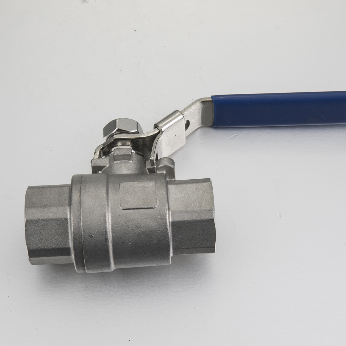 2PC Stainless Steel 304/316 Ball Valve DIN3202-M6