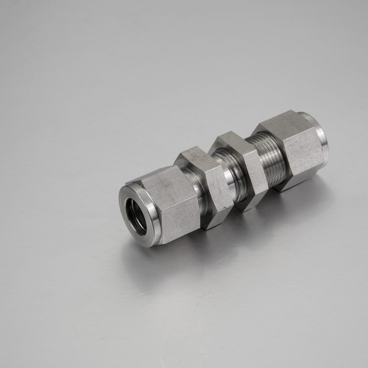 Instrument Bulkhead Union Tube Fitting