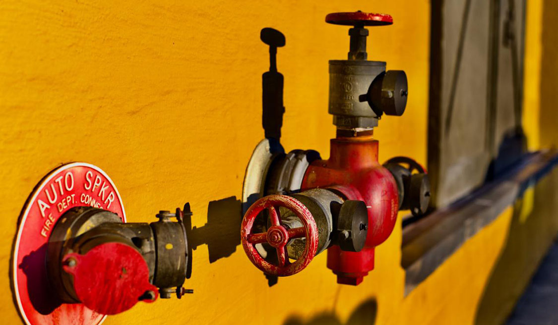 How does the ball valves industry develop?