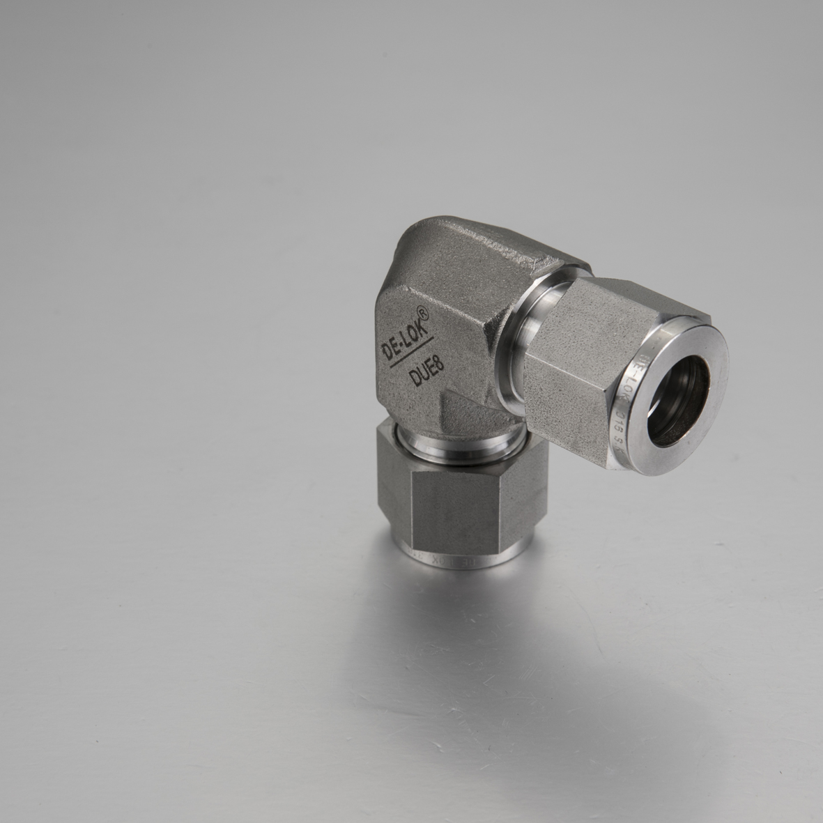 Instrument Union Elbow Tube Fitting