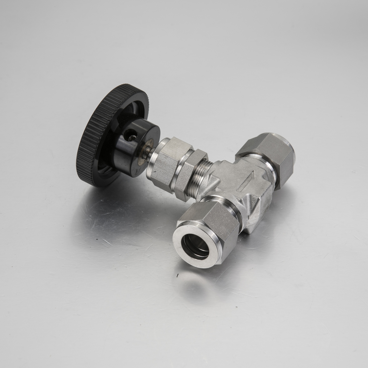 Instrument Forged Body Needle Valve OD End