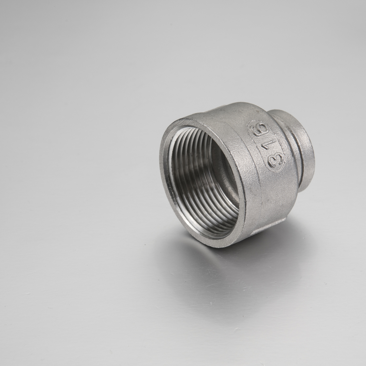 Stainless Steel 304/316 Reducing Socket Banded FXF